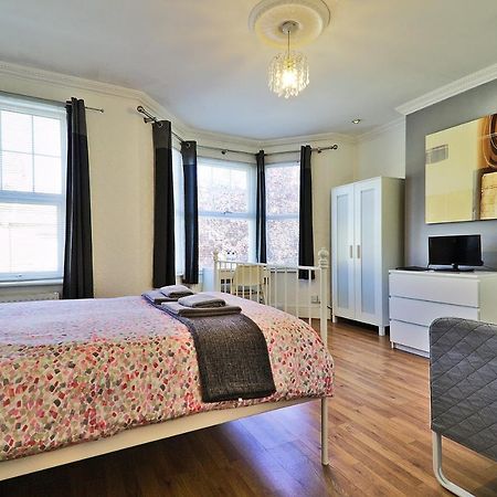 Ceres Lodge Plumstead  Eksteriør bilde